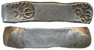 Archaic Punch Marked Coinage, attributed to Gandhara Janapada, Silver 5 Shana, 11.44g, Ben
