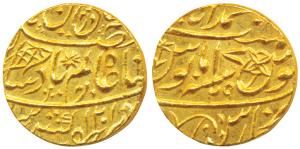 Muhammadabad Banaras Mint, Gold Mohur, 10.9g, in the name of Shah Alam II, fish, sun-burst