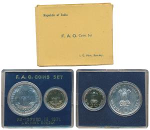 1971 Uncirculated Set, Food For All, set of 2, 20 Paise and Rupees 10. In immaculate condi
