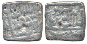 Akbar, Silver Square Rupee, 10.32g, Patna Mint, AH 987, Kalima type, (KM 82.6). Fine+, Ver
