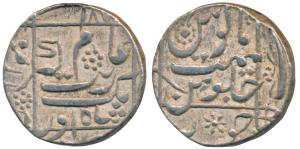 Aurangzeb, Silver Rupee, 11.47g, Junagarh / Junagadh Mint, AH (10)87, legend within square
