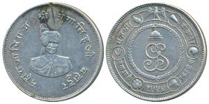 Ganga Singh (VS 1944-1999, 1887-1942 AD), Silver Rupee, 12.96g, obv. portrait of the ruler