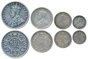 George V, set of 4, Silver Rupee, ½, ¼ and 2 Annas, 1915, 1916, 1914 and 1916. Very Fine. 
