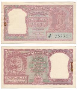 Rupees 2 bundle, 1957, signed B. Rama Rau, (J&R 6.2.3.1). Without Pin, rust mark near pin 