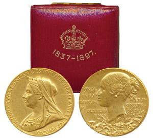 Victoria’s Diamond Jubilee Medal, Gold, 12.79g, 1837-1897, matured bust of the Queen to le