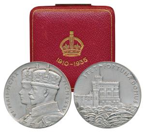 George V and Queen Mary Silver Jubilee Medal, Silver, 86.3g, Domus Medal, conjoined busts 