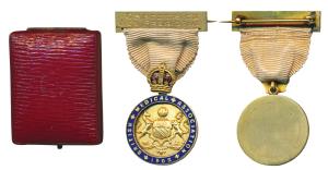 British Medical Association, Gold Medal, 1902, coat of arms in centre with blue enamel aro