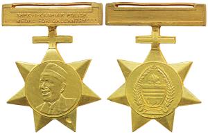 Sher – I –Kashmir Police Medal for Gallantry, Gold, 39.32g, a seven pointed star, obv. bus