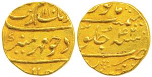 Aurangzeb, Gold Mohur, 11.05g, Surat Mint, AH 1110/42 (KM 315.45). Very Fine+.