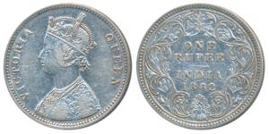 Victoria Queen, Silver Rupee, 1862, Calcutta Mint, A / I, with crescent, (Prid 66). Very F