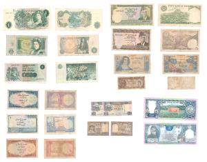 Assorted lot of 15 notes of various countries and denominations, China, 10 Yuan dated 1940