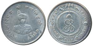 Ganga Singh, Silver Rupee, 12.96g, obv. portrait of the ruler, rev. coat of arms of the st