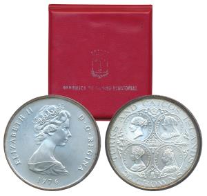 Turks & Caicos Islands, Silver 20 Crowns, 38.7g, 1976, the reverse illustrates all four di