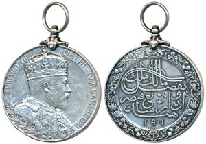 Delhi Durbar Medal 1903, Edward VII, Silver, 40.66g, crowned bust of the king on obv., Far