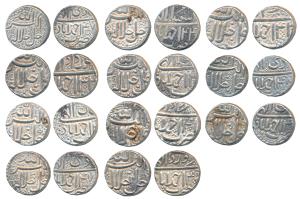 Akbar Silver Rupee (11), Ahmedabad Mint, Ilahi type, 7 different months, Di (3) RY 47 and 