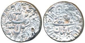 Shah Jahan, Silver Rupee, 11.39g, Daulatabad Mint, AH 1068/32, central legend within folia