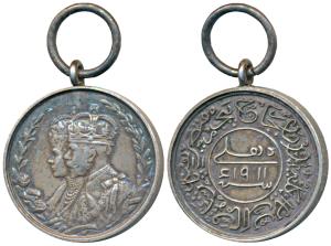 Delhi Durbar Medal 1911, George V, Silver Miniature Medal, obv. conjoined busts of King Ge