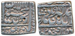 Akbar, Silver Square Rupee, 11.33g, Dar us-Sultanate Fathpur Mint, AH 987 (KM 82.2). Very 