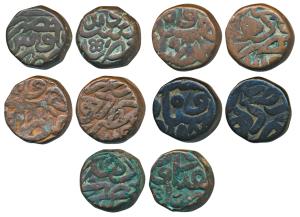 Akbar, Copper Dam (5), Hazarat Delhi Mint, Hijari type, obv. Zarb Hazarat Delhi, rev. AH d