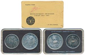 1981 Uncirculated Set, World Food Day, set of 2, Rupees 10 and 100. In near immaculate con