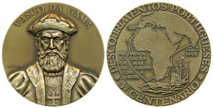 5th Centennial of Portuguese Discovery of India, Large Bronze / Brass Medal, obv. bust of 