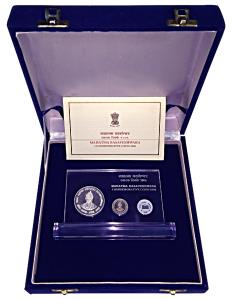 2006 V.I.P. Proof Set, Mahatma Basaveshwara, set of 2, Rupees 5 and 100, with stand. In im