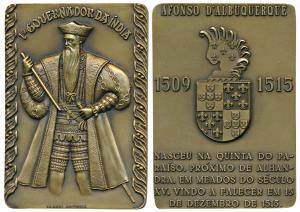 First Governor of India Afonso D´Albuquerque, Rectangle Heavy Bronze Medallion, obv. full 