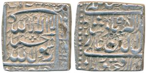 Akbar, Silver Square Rupee, 11.42g, Dar us-Sultanate Fathpur Mint, AH 986, Kalima type, co