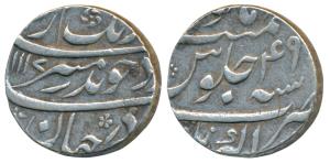 Aurangzeb, Silver Rupee, 11.55g, Akbarnagar Mint, AH 1117/49, with Badre Munir couplet (KM