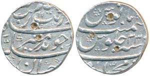 Aurangzeb, Silver Rupee, 11.61g, Muhammadabad Mint, AH 1100/33 (KM 300.61). Very Fine, Ver