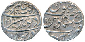 Aurangzeb, Silver Rupee, 11.42g, Islamabad (Mathura) Mint, AH 1101/32 (KM 300.36). Very Fi