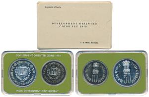 1979 Uncirculated Set, Happy Child Nation’s Pride, set of 2, Rupees 10 and 50. In near imm