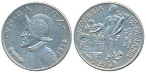 Panama, Silver Balboa, 26.73g, 1966, rev. standing figure with arm on shield. About Extrem