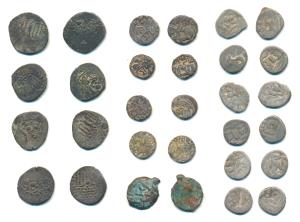 Assorted Lot, Indo-Sassanian, Billon Drachm (4), obv. stylized bust of the king facing rig