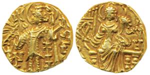 Kidara Kushanas (c. 4th century AD), Gold Dinar, 7.75g, obv. king nimbate standing left wi