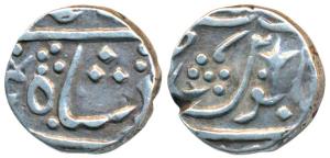 JafarabadurfChandor Mint, Silver ½ Rupee, 5.49g, in the name of Shah Alam II, usual floral