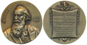 Brahms (1833 - 1897), German Composer and Pianist, Bronze Medallion, obv. Portrait with da