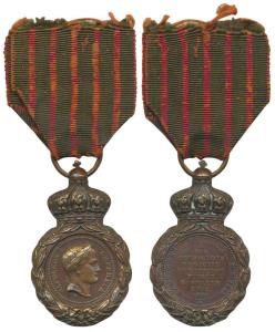 France, Napoleon I, Bronze Medal, obv. bust of the emperor with laurel wreath surmounted b