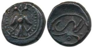 Copper Kasu, 2.62g, Uncertain ruler, obv. Gandabhairunda, rev. retrograde Kannada/Tamil le