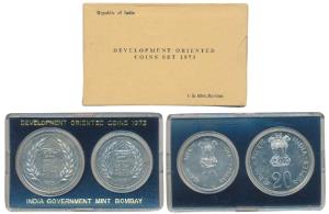 1973 Uncirculated Set, Grow More Food, set of 2, Rupees 10 and 20. In immaculate condition