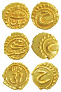 Tipu Sultan, Gold Fanam (3), each 0.38g, Pattan, Kalikut and Farukhi Mint, AM 1219, 1200 a