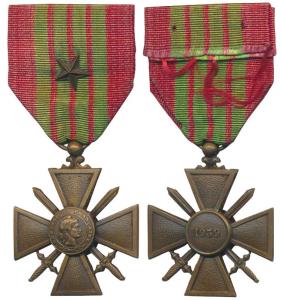 France, Croix De Guerre, Bronze cross with swords, World War II, obv. liberty at center wi