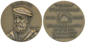 Indo Portuguese Monarchs, Bronze Medal, Joao III (1521-57), rev. his life events. (ref. Va