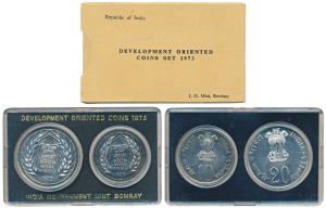 1973 Uncirculated Set, Grow More Food, set of 2, Rupees 10 and 20. In immaculate condition