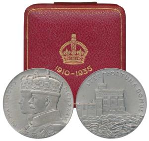 George V and Queen Mary Silver Jubilee Medal, Silver, 87g, Domus Medal, obv. conjoined bus