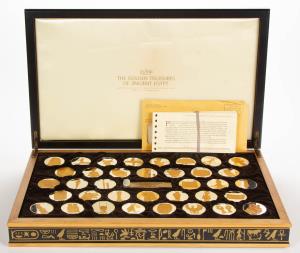 The Golden Treasures of Ancient Egypt, Gold Cameo Silver Medallion (36), each 33.3 grams, 