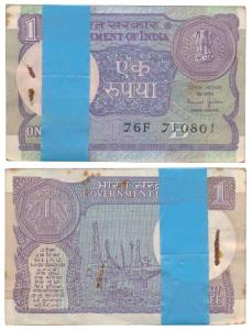 Rupee 1 bundle, 1990 Bimal Jalan, (IPM 54). Pin rusted, Extremely Fine. (100)