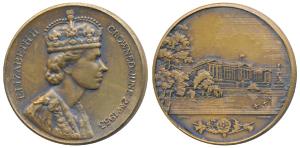 Elizabeth II, Copper Medal, crowned June 2nd 1953, obv. bust of the ruler to right, rev. B