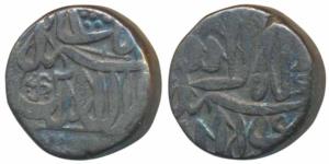 Akbar, Silver Mahmudi, 5.2g, Mulher Mint, Swastika symbol on rev. (KM 72.1). Very Fine, Ra