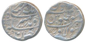 Aurangzeb, Silver Rupee, 11.46g, Solapur Mint, AH 0109/2X, complete mint name (KM 300.82).